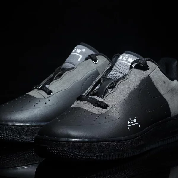這個麂皮、這個鞋帶很可以！率先一覽 A-COLD-WALL x NIKE Air Force 1 全新系列