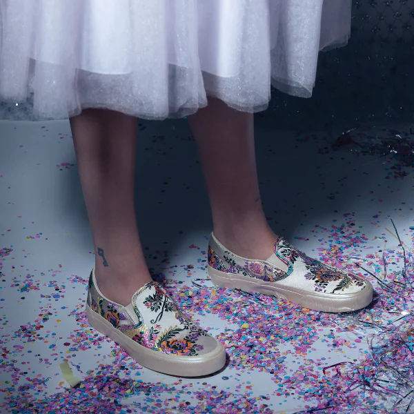中國刺繡工藝注入！ Vans Satin Brocade pack 閃耀登場