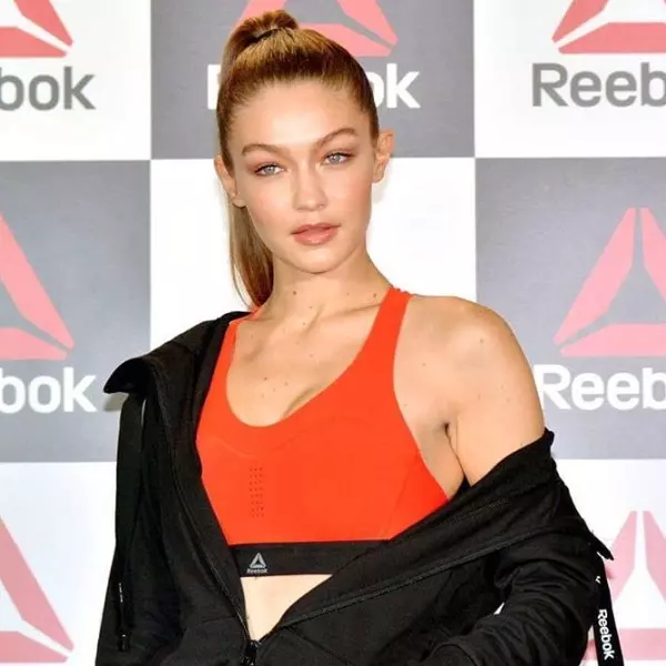 維密「跳傘裝」之後，吉吉哈蒂德 飛東京發布Reebok x GiGi 最新聯名系列！