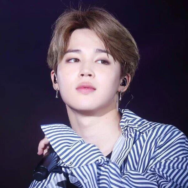 日本 TBS 主播為 BTS 演唱會轉達錯誤鞠躬致歉！日網友：「所以他們沒為日原爆事件道歉？」