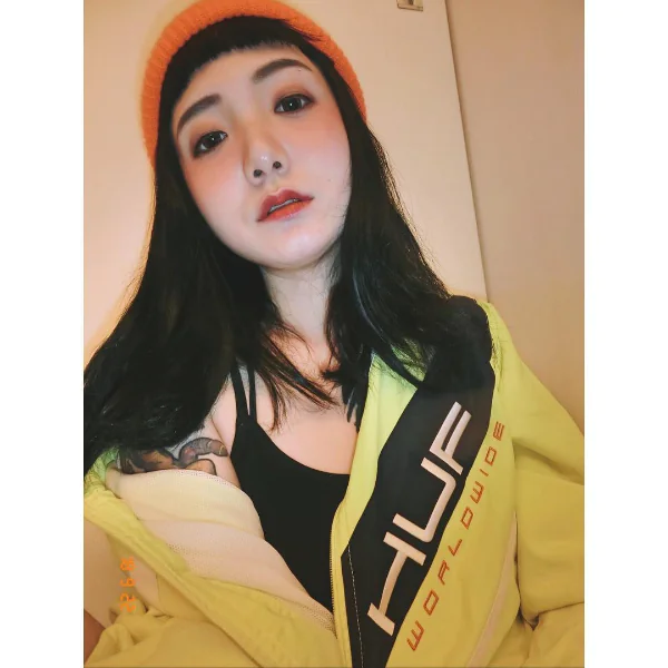 【潮妹一週間】想要和她一樣帥！刺青硬派女子小李大方分享穿搭 Tips，最忌諱這樣穿⋯⋯