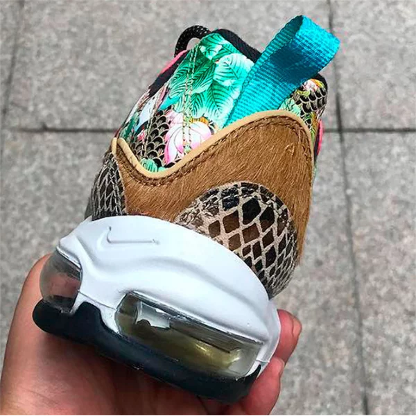 蓮年有餘圖騰再現！Air Max 98 CNY 提前曝光 鞋迷：「就決定穿這雙拜年了」