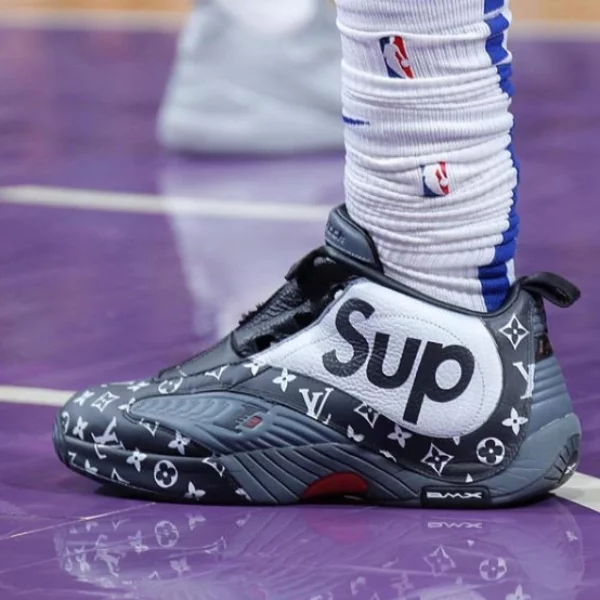 隱藏版鞋餓份子是他！NBA 快艇球員穿 Answer IV 「Supreme x LV」客製版上場狂攻 24 分