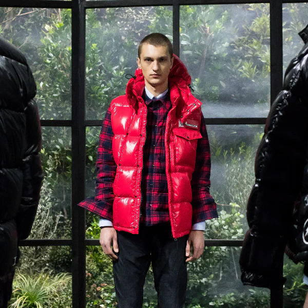 MONCLER X 藤原浩第二波聯名商品上市了！藤原浩大玩色彩混搭，創造獨一無二的毛衣設計！