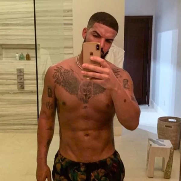 惜肉如金的 Drake 竟在鏡頭前大秀肌肉！網友：「看 MV 時還以為他只有鮪魚肚」