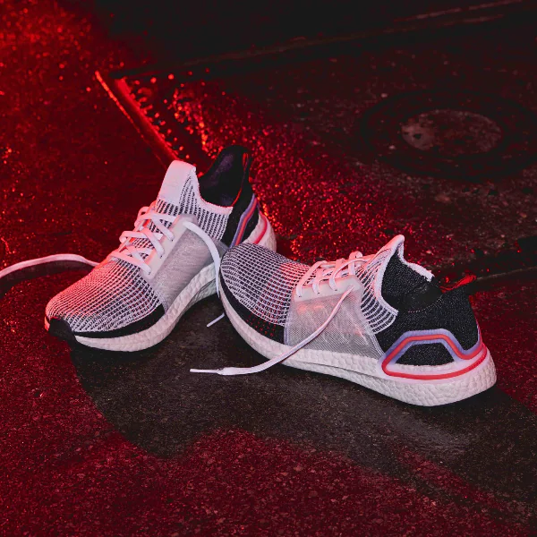 adidas全新UltraBOOST 19解構經典、推進未來 12月15日adidas官網獨家販售　再掀跑鞋革命