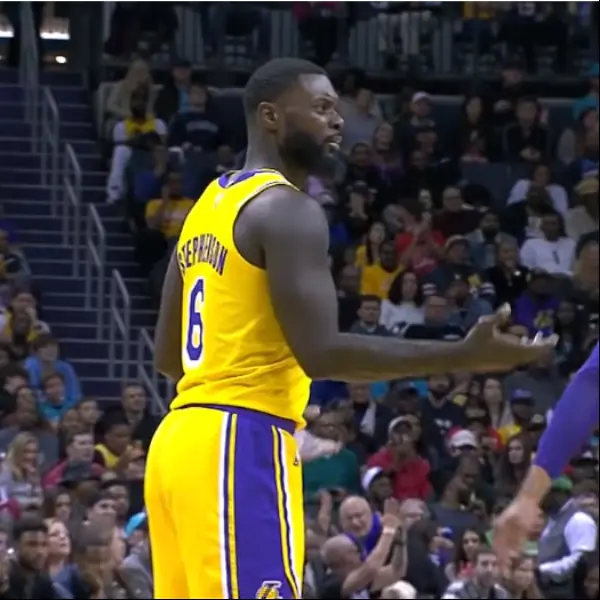 慶祝動作也要管？湖人球員 Lance Stephenson 因「彈空氣吉他」被裁判抓一次技術犯規