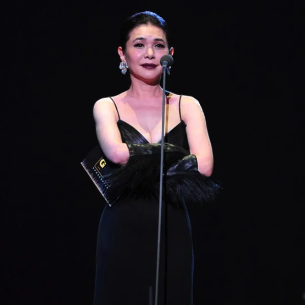 20 歲投靠愛情，毀自己？超重要「女人 3 階段」，跟著張清芳做，最後勝算絕對值！