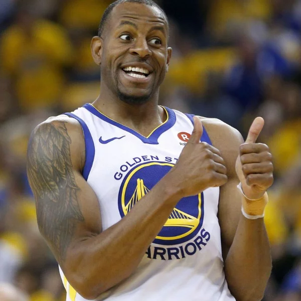 七星級待遇！Iguodala 爆料勇士「超敢花錢」：飛機、飯店都超豪華，一早起來還有大廚幫你做早餐