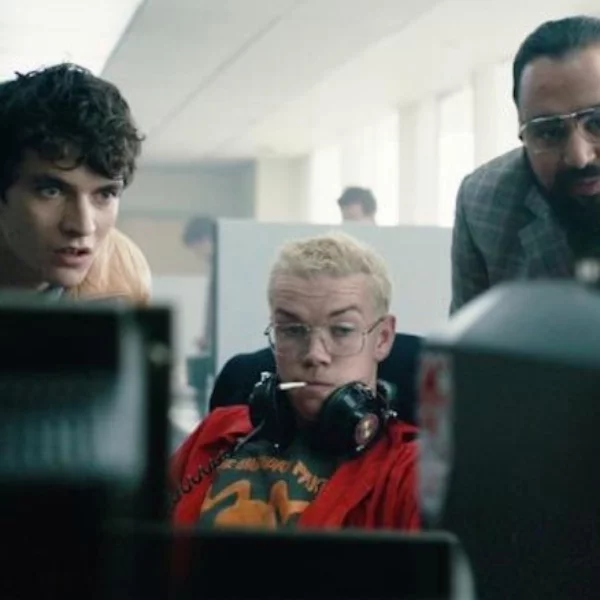 Netflix 燒腦神劇黑鏡第五季《潘達斯奈基》正式預告釋出！網友：爆米花已先準備好了⋯⋯