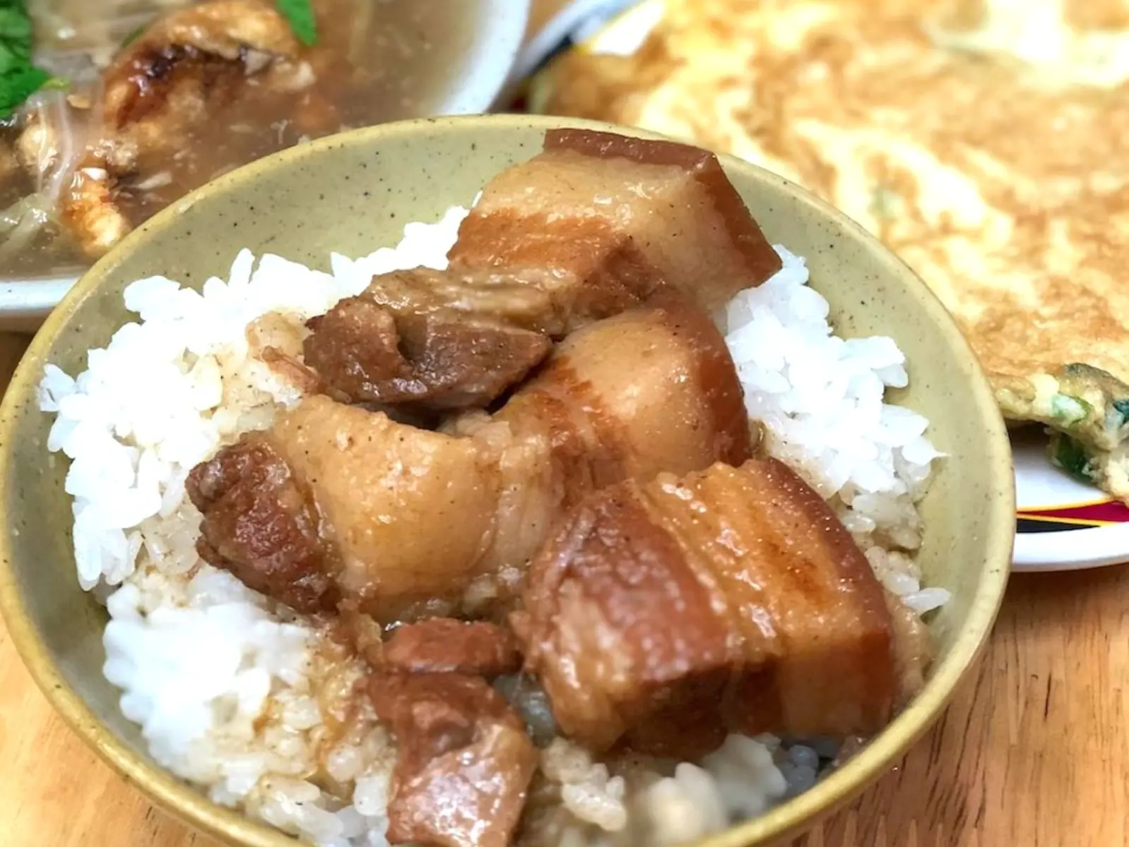 運將私藏！盤點雙北 5 間「開到凌晨」排隊宵夜，夜貓族終於不怕半夜肚子餓！