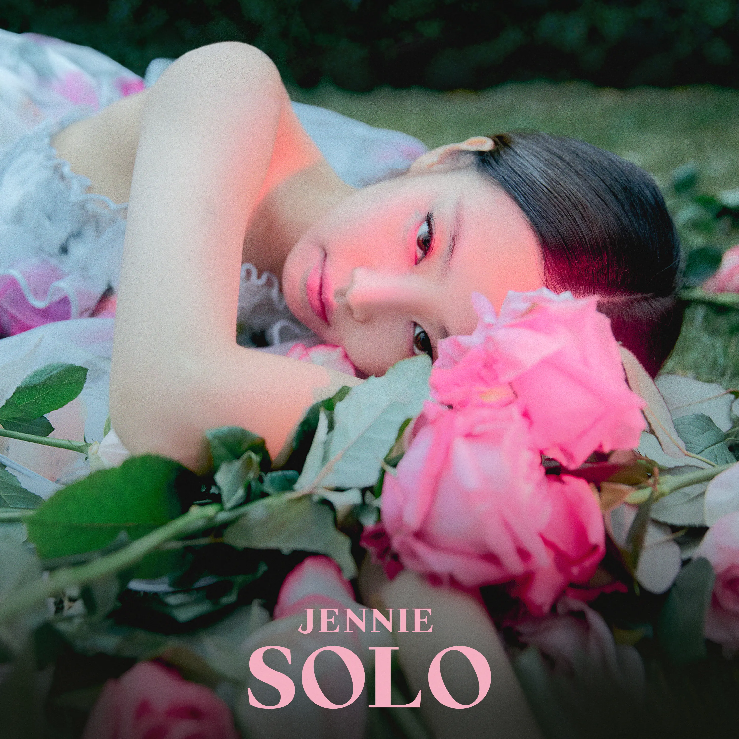 真的認愛了！KAI 被爆熱戀 Jennie 「連續抓包兩次親密約會」2019 元旦情侶就是他們！