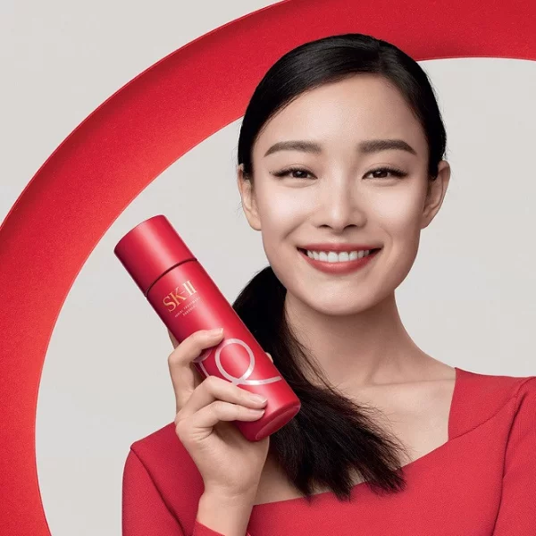 期間限定! SK-II  2019 青春露新年限量版賣萌上市! 玩趣曲線圈出俏皮小豬尾巴 時尚紅瓶演繹新春寓意