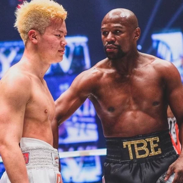 一回合被 KO 4 次！20 歲日本格鬥天才坦言：我低估了梅威瑟，但我保證會成為跟他一樣強的男人！