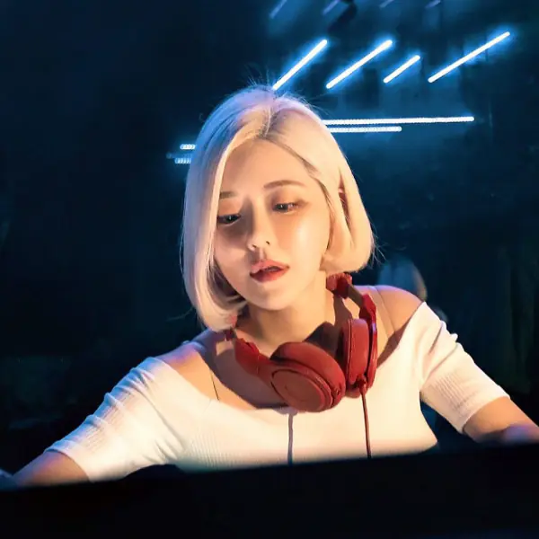 女神 DJ Soda 榮獲「2018 年亞洲百大女 DJ 」第一名！