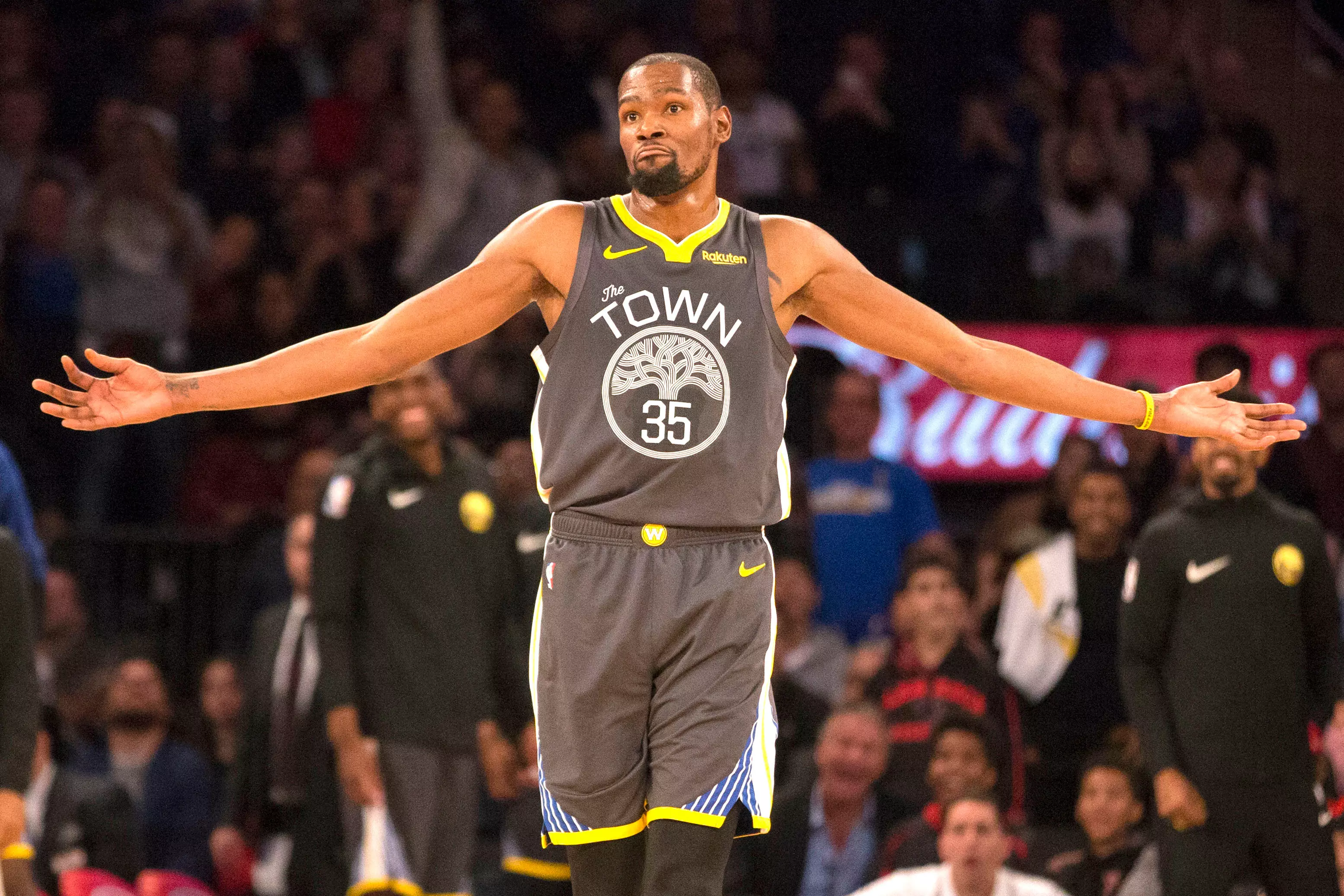 慘兮兮！NBA 球星 Kevin Durant 個人傳記即將上架　卻因「書名」被廣大網友酸爆！
