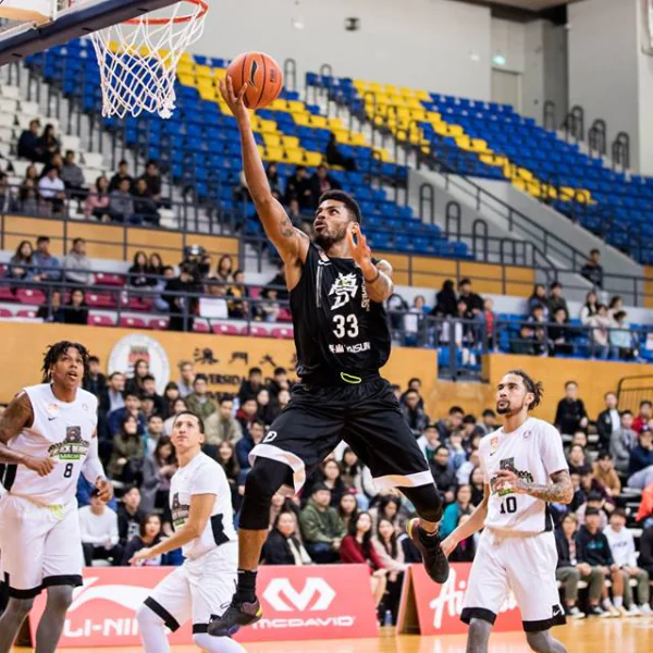 最棒的新年禮物！寶島夢想家擊敗澳門黑熊勇奪第 10 勝　黑人感性發文：獻給正為夢想打拼的人！