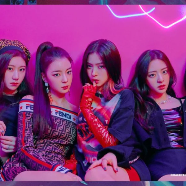 顏值高、超年輕！TWICE 師妹團 ITZY 將成為韓國下一個 Girl Crush 大勢女團的 3 個理由！
