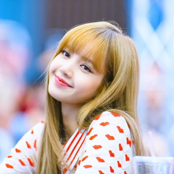 BLACKPINK 成員 Lisa 遭酸「靠濃妝掩飾東南亞味」？大眼女孩可以「這樣畫」避免無神感！