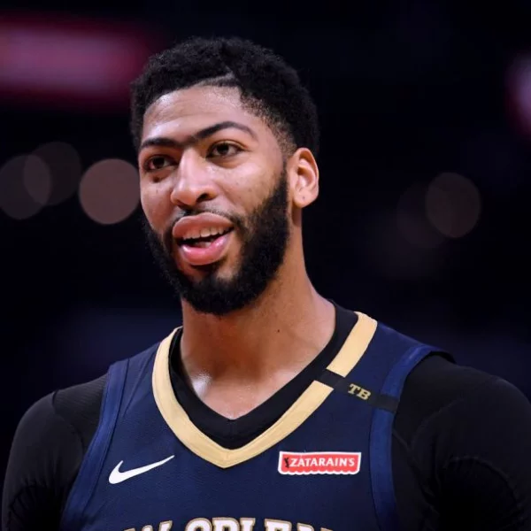 除了詹皇以外其他都不是非賣品！湖人想得到 Anthony Davis 的潛在交易籌碼曝光