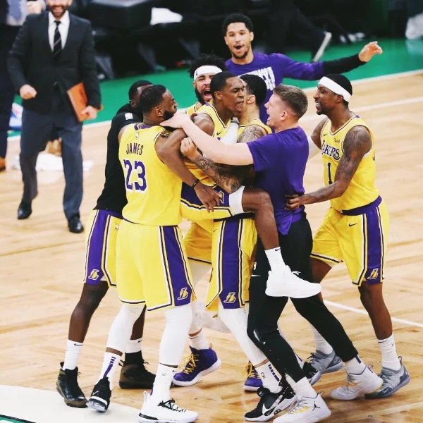 超戲劇性！湖人塞爾提克「世仇對決」　Rajon Rondo 關鍵 0.2 秒絕殺擊潰綠衫軍！