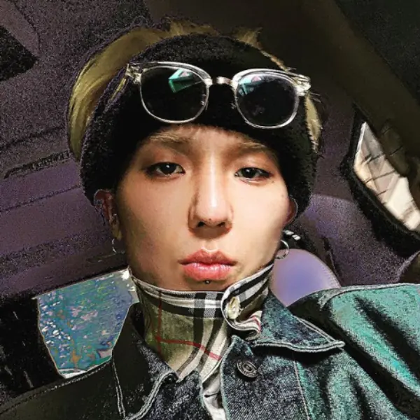 GD 服役期間「師弟篡位」？YG 個性壞男 MINO 成模仿指標　韓網：他是新的穿搭 ICON！