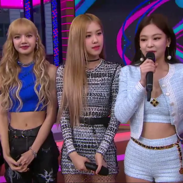 又一韓團征服歐美！BLACKPINK 首登美國節目表演神曲　ROSÉ、JENNIE 流利英語對答免翻譯！