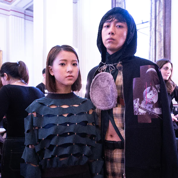 時尚新訊｜JOLIN WU 攜蔡凡熙跨界挑戰 長腿走上倫敦時裝週