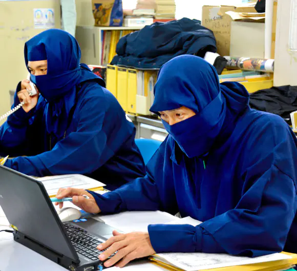 這不是幻術！日本有公務員穿忍者服上班　全體卯起來推廣年度忍者節