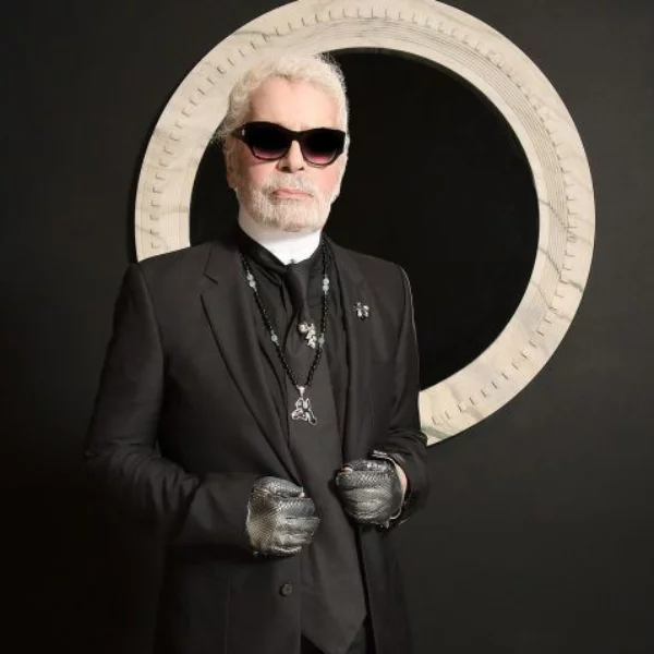 連 Virgil Alboh 都得敬畏三分！這五雙跟老佛爺 Karl Lagerfeld 有關的鞋款你知道幾雙？