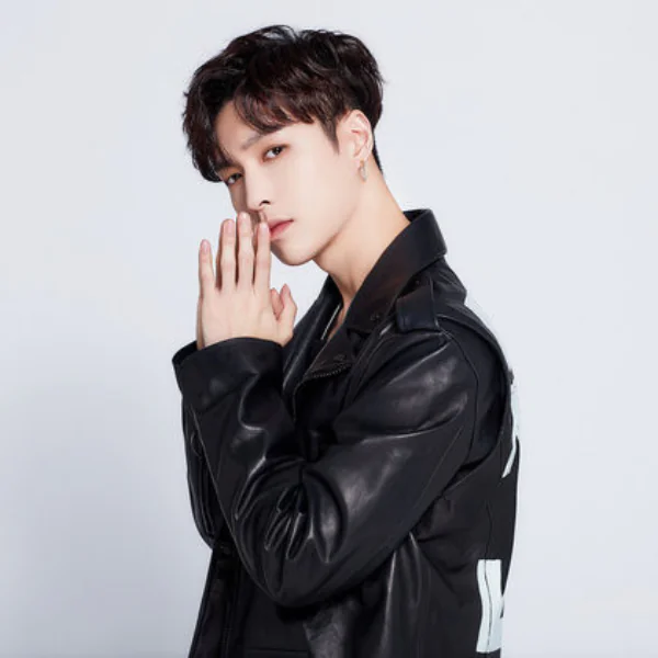 想不到的組合！Lay 張藝興、NCT 127 攜手 Jason Derulo「美中韓 3 方」新曲致敬 Michael Jackson！