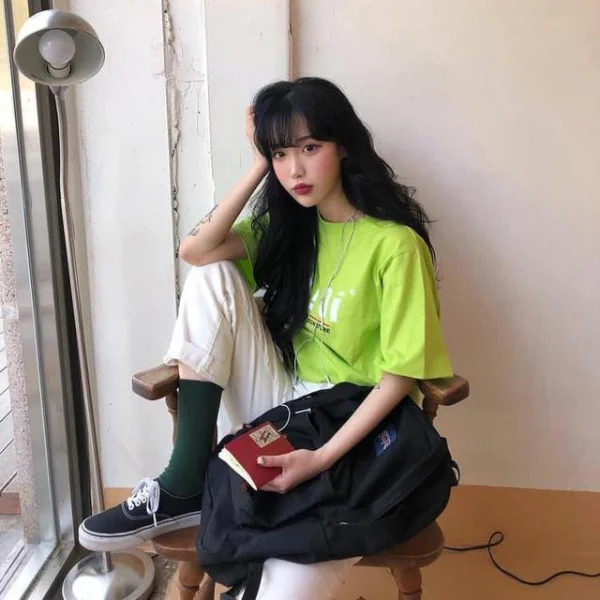這些顏色真的不難駕馭！一起來用「芒果黃」和「螢光綠」征服這個春夏！