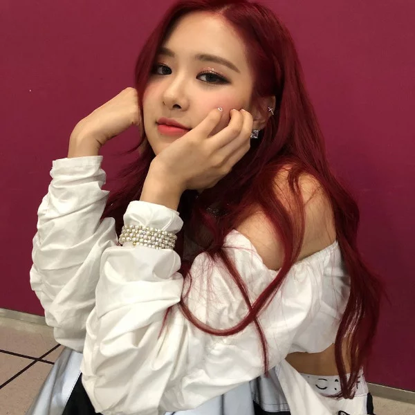 吃貨也能擁有螞蟻腰！BLACKPINK 成員 Rose 「 19 吋細腰」靠 3 個訣竅達陣！