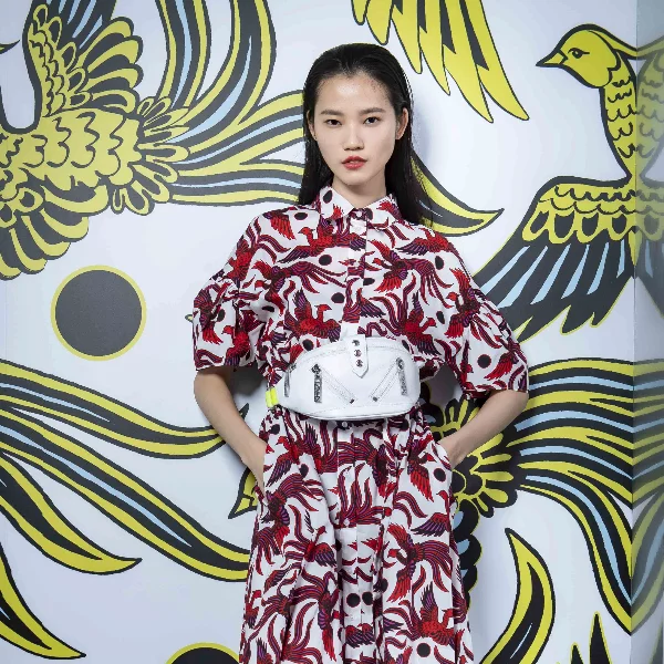 KENZO 2019春夏系列  玩轉圖騰 以色彩打造仲夏慶典