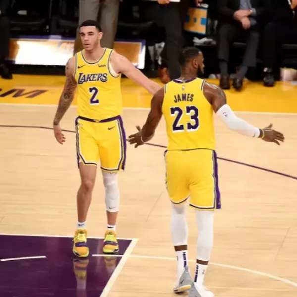 都是傷兵惹的禍？前 NBA 球星慈世平揚言：「如果詹皇跟球哥沒受傷，湖人現在還是西區前 4」