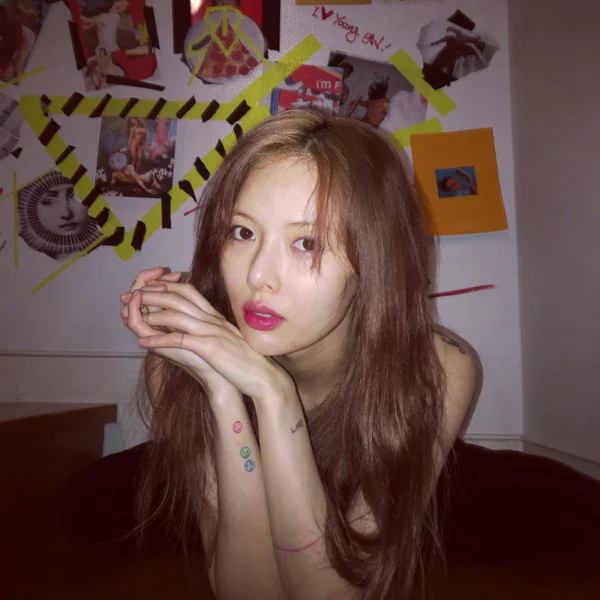 這才不是小朋友塗鴉！連泫雅都愛的 handpoke 手針刺青風格　你肯定嘗試一下吧！