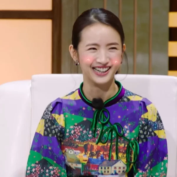 林依晨未 P 圖比基尼照曝光！露出罕見的「ㄑ字腰」美翻網友！靠這 6 招就能輕鬆擁有～