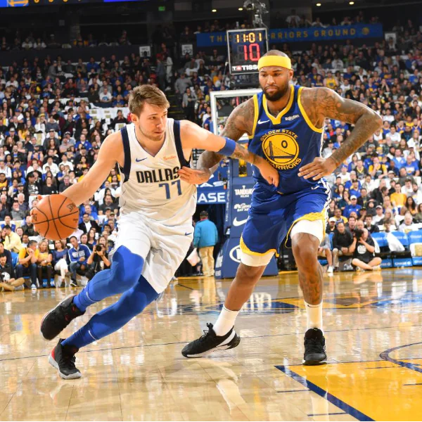 Doncic 大三元、徳佬回春狂轟 21 分！勇士主場被獨行俠慘電 35 分　創 2007 年以來最難堪紀錄！