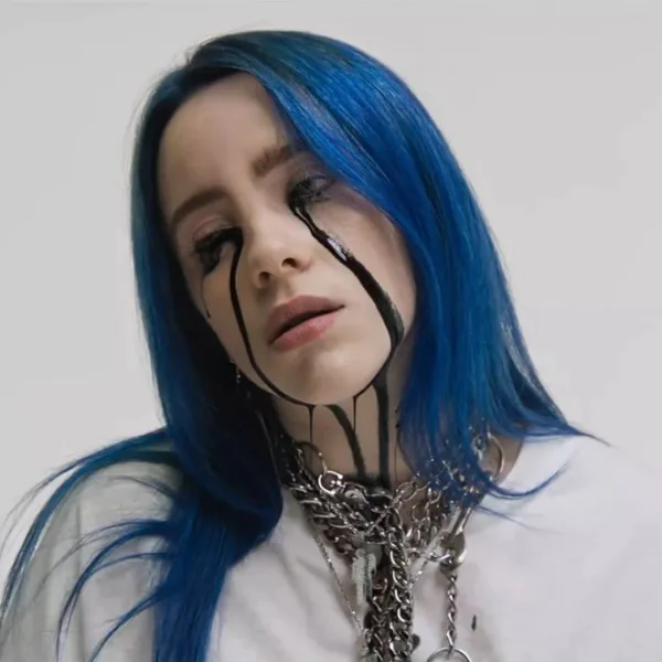 大家都愛她的「怪」！Billie Eilish 歐美紅到亞洲　網友看 MV 驚：嘴巴吐蜘蛛那幕也太噁心？