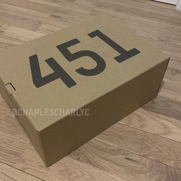 「龍骨 YEEZY 」你買單嗎？Kanye West 全新大作 YEEZY 451 發售日期、鞋款配置一次曝光