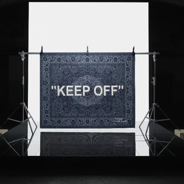 代排大軍再度攻佔排隊現場！Off-White x IKEA 系列代排價碼公開　網友：「X 的！也太好賺」