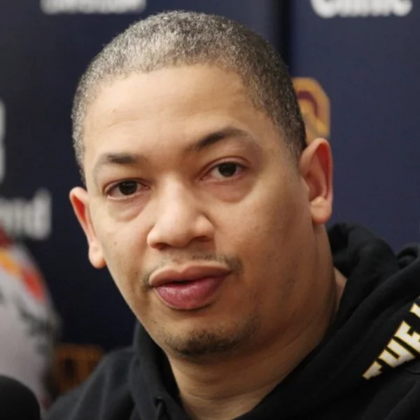 「洛杉磯騎士隊」登場？湖人解雇 Luke Walton 之後　竟傳出 Tyronn Lue 接任湖人總教練呼聲最高！