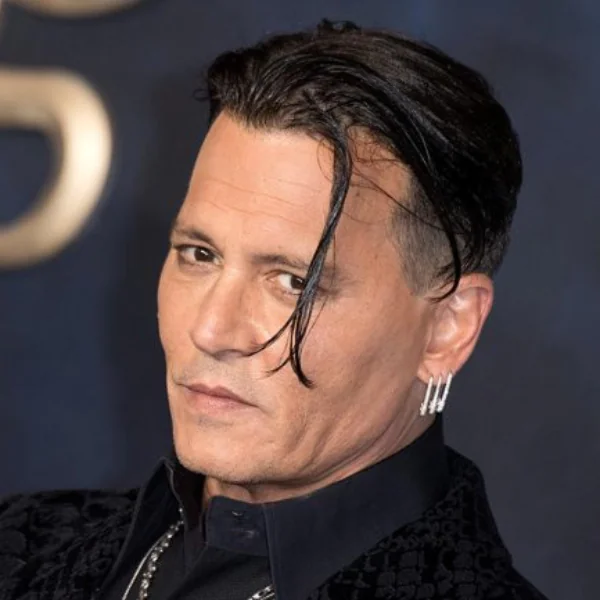 強尼戴普曾想阻止安柏赫德演《水行俠》？鬧到華納前老闆、富豪前男友伊隆馬斯克被要求出庭作證！