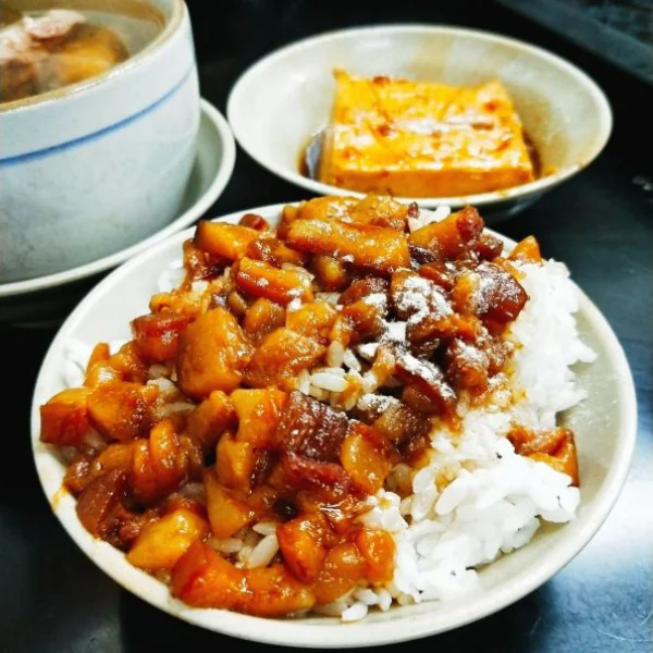 不要小看三重！三重人天天吃的10間美食，讓你想立馬搭捷運來全部吃一輪！