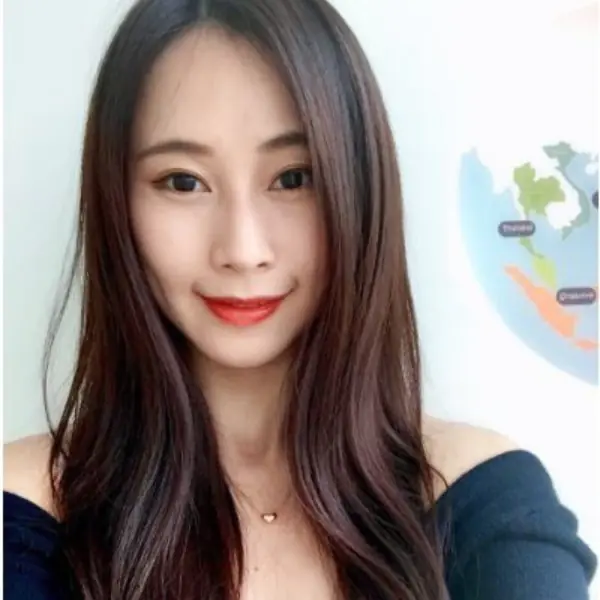 她做這個行業拯救無數男性！正妹不僅是超強媒人還兼心靈導師？