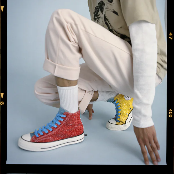 CONVERSE 推出 JW ANDERSON 聯名又出全新配色啦！網友：「又被燒起來了怎麼辦？」