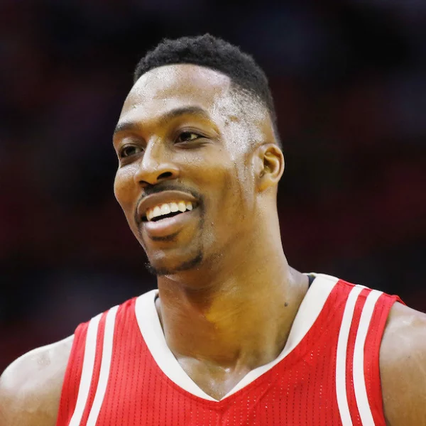 「他比喬丹還要強！」NBA 球星魔獸 Dwight Howard 公開大讚 Kobe　網友：「牛肉沒了？」