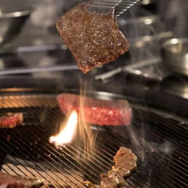 首爾弘大美食！必吃清單 2019　醬油蟹＋燒肉＋炸雞 10 大關鍵字
