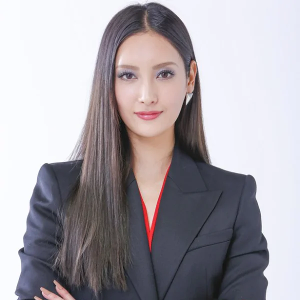 日本名模請告訴我簡單就能瘦的方法？《銀魂》菜菜緒超嗆解答「女孩煩惱」讓網友讚爆！