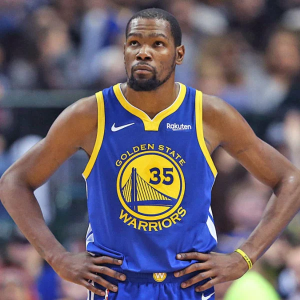 「敏感 KD 又來」！Durant 爆粗口怒罵自家球迷：「你他Ｘ有什麼毛病？」